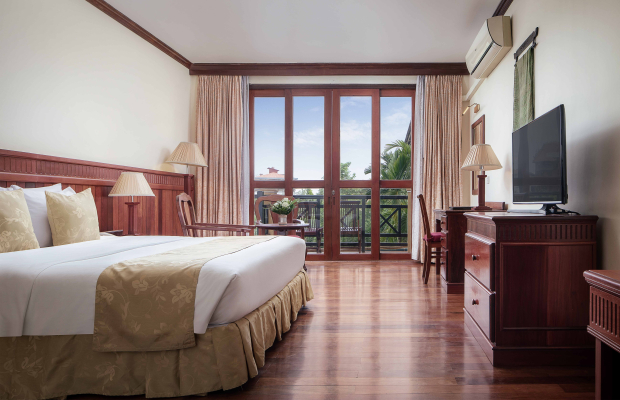 Deluxe Double Room with Balcony