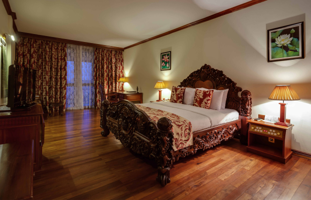 Presidential Suite with Balcony